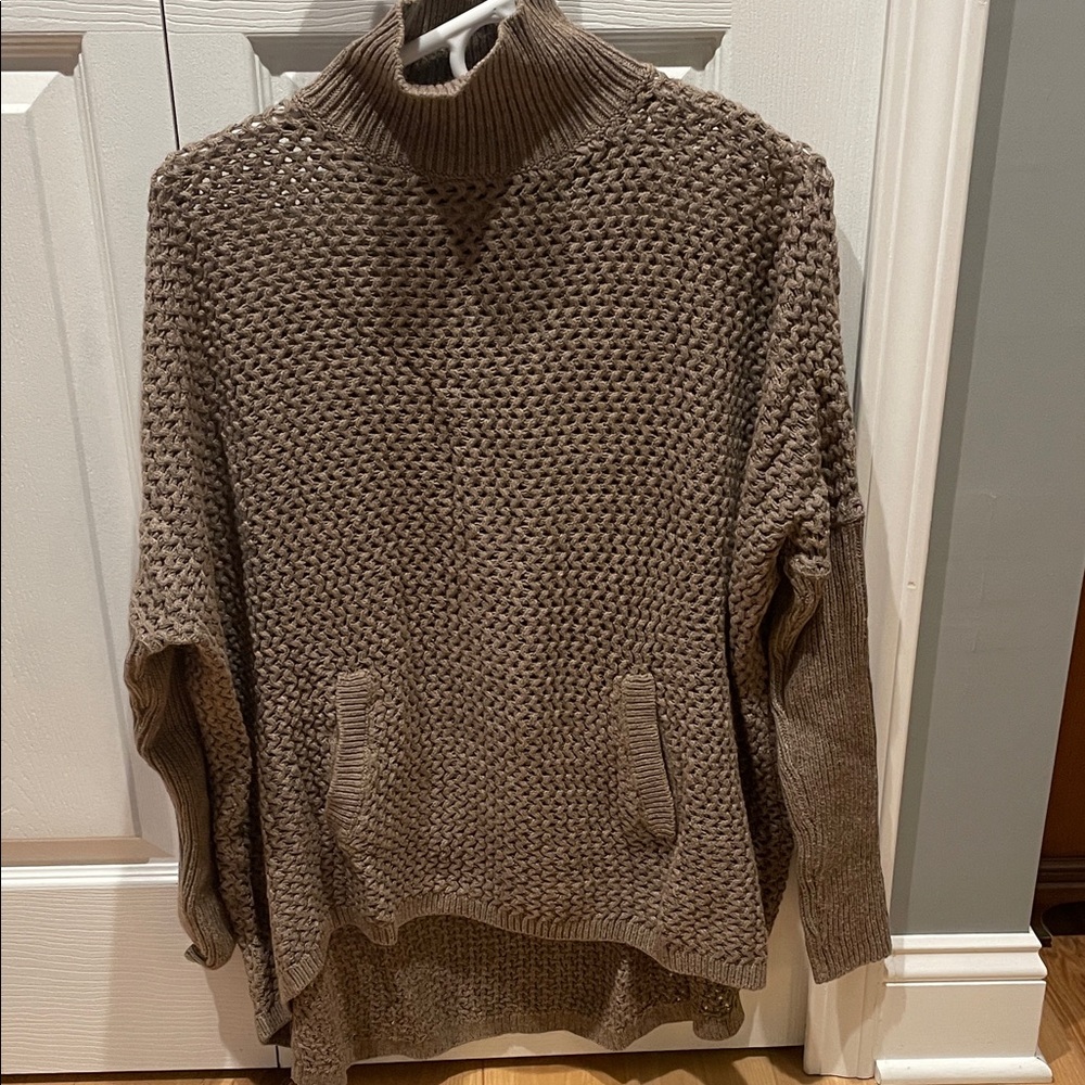 LOFT women’s Brown Textured Turtleneck Sweater